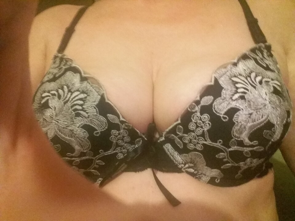 20210420_220058.jpg - Carmila