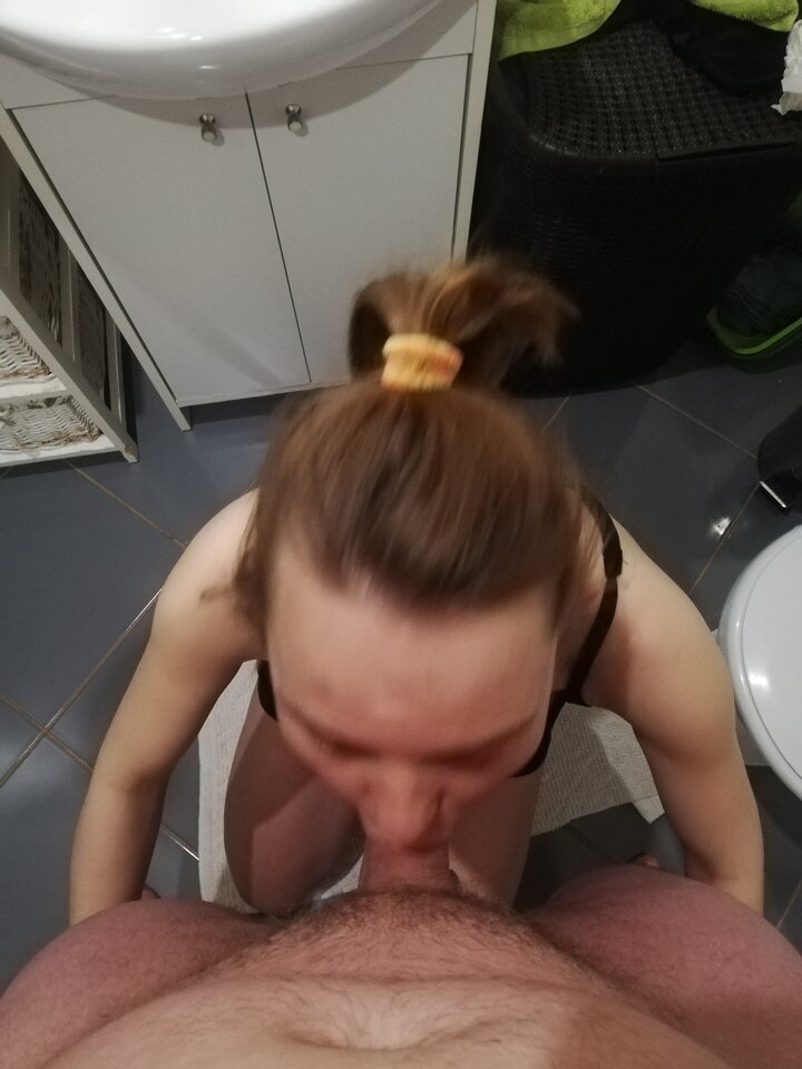 Bez użycia rąk i głęboko tak  jak lubi najbardziej 😈 - BullCreampieSurprise