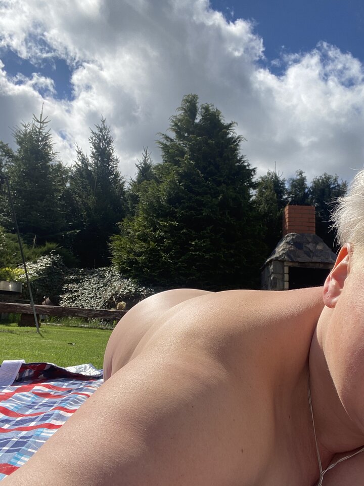 8E6A5482-BA0F-46F4-82E3-87927AB2B0E4.jpeg - Music100