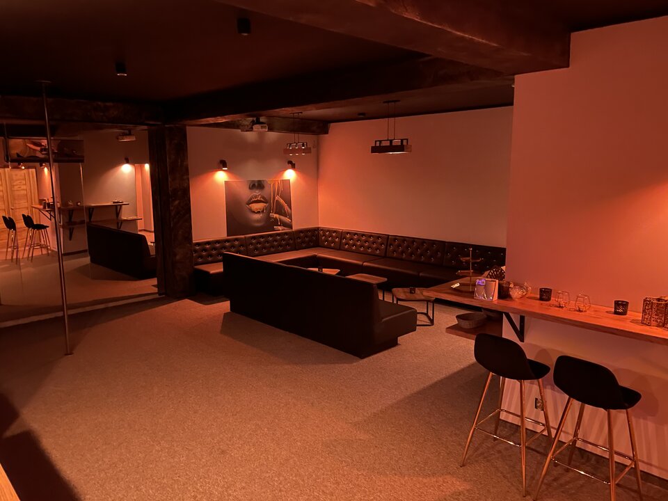 D8189011-7744-4311-9DDE-05539F307E87.jpeg - ClubGravitacja
