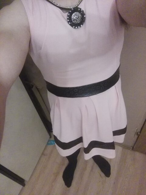 1030661_15356547_47484969382992.jpg - Takion190