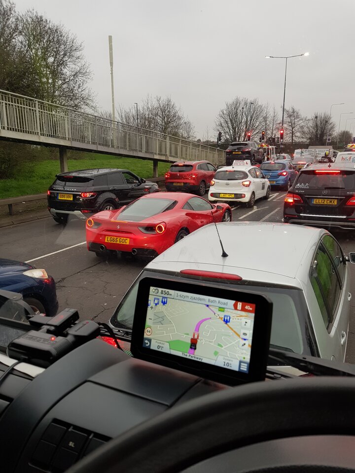 Gdzieś na zjeździe na M25 - soccorista