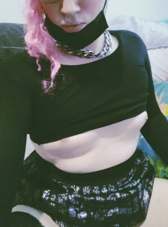 Screenshot_2021-06-03-20-06-06-861_Fotor.jpg - Camilla_TV