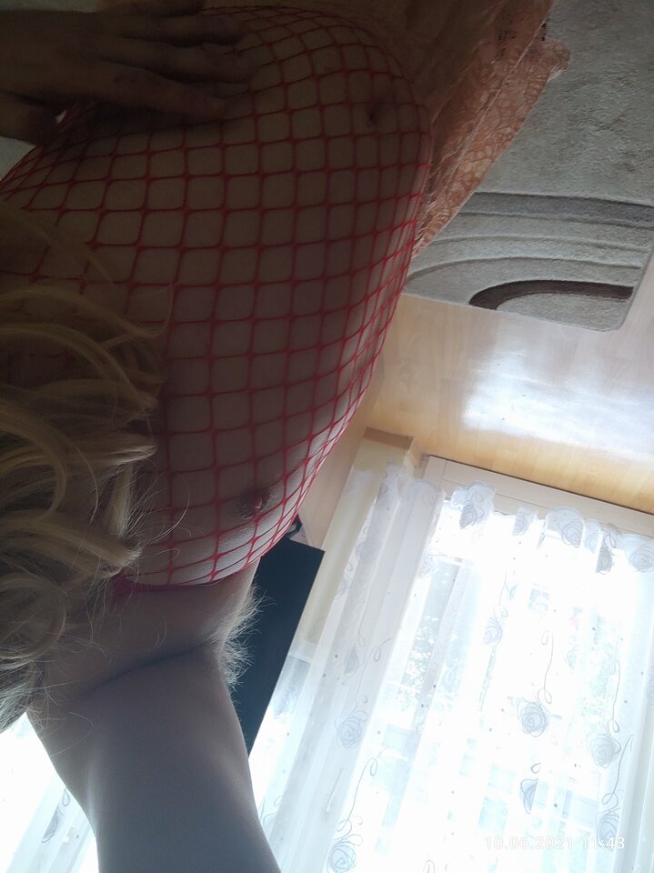 IMG_20210610_114259_TIMEBURST4 — kopia.jpg - juliadada