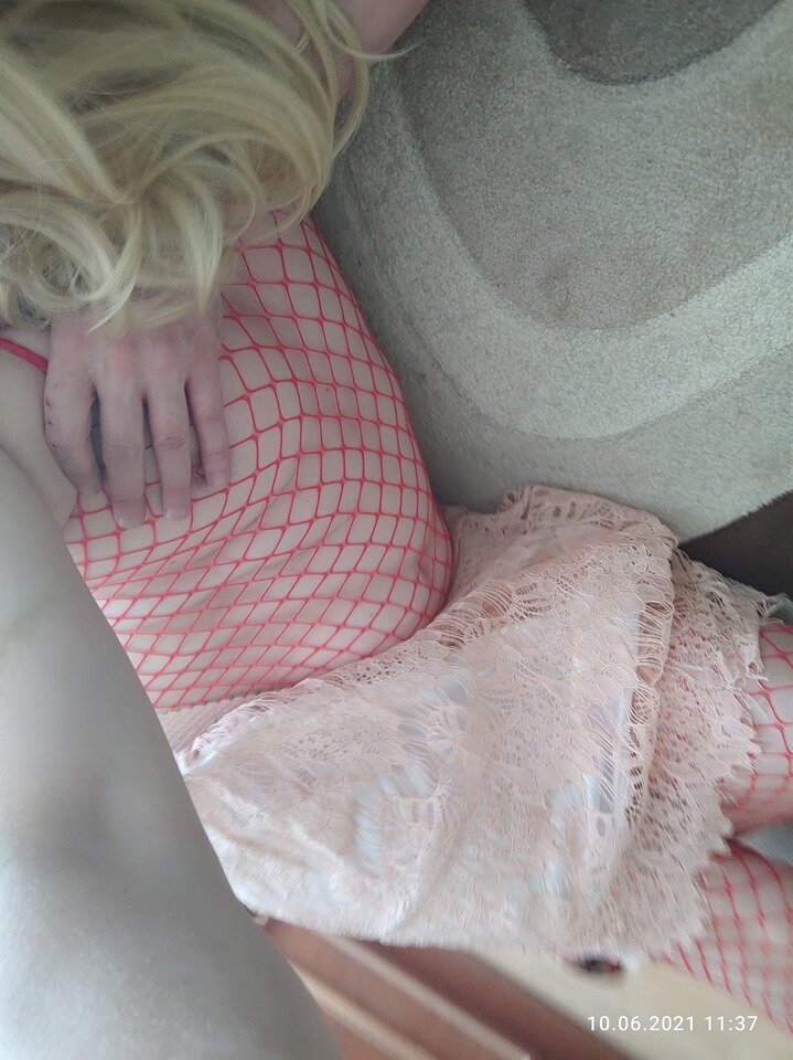 IMG_20210610_113622_TIMEBURST17.jpg - juliadada