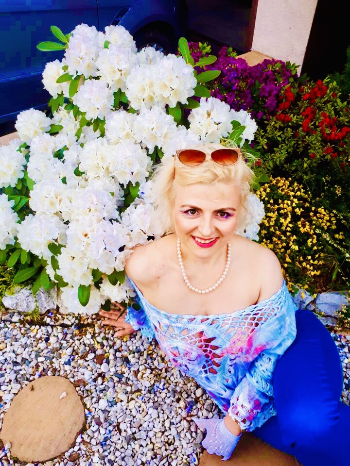 D3D92A23-1CB4-44B8-BAE1-A6A09BDC8647.jpeg - LadyLaura44