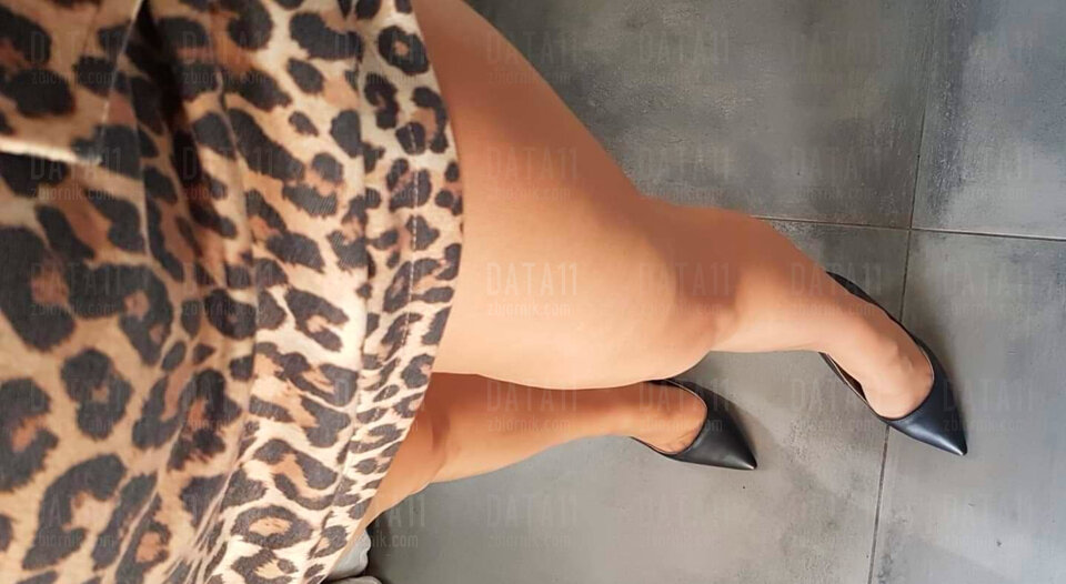 PicsArt_06-18-09.24.08.jpg - data11