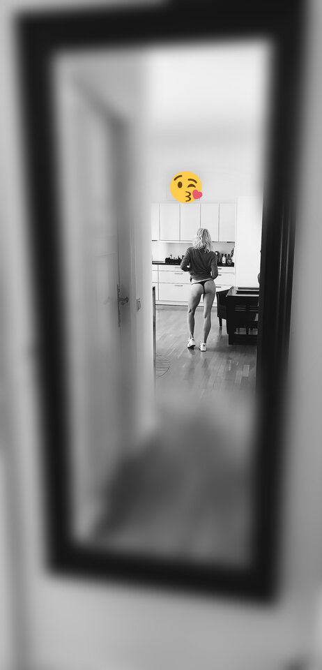 Polish_20210626_173119057.jpg - HotCouple76