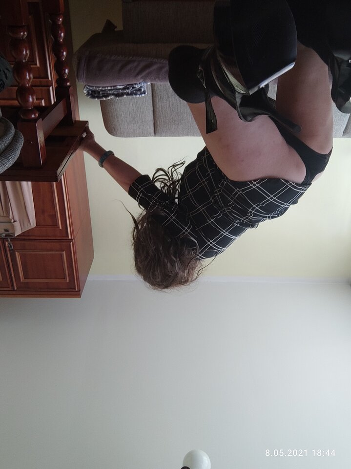 IMG_20210508_184230_TIMEBURST19.jpg - juliadada