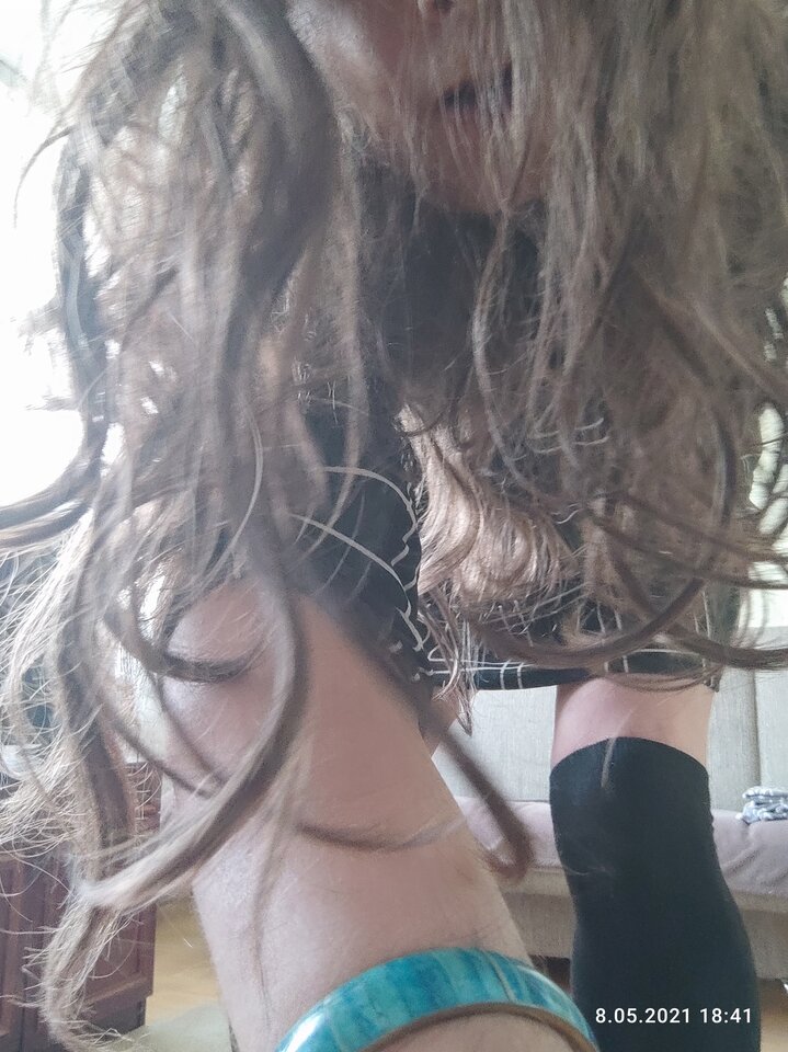 IMG_20210508_183924_TIMEBURST29.jpg - juliadada