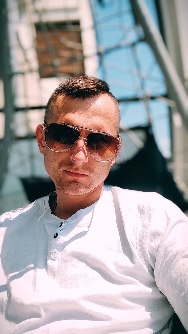 DontEatTheYellowSnow