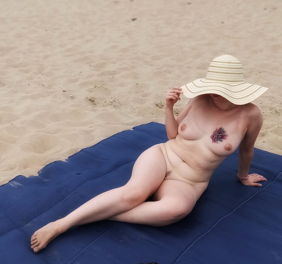 🏖☀ - Cute_Astrid