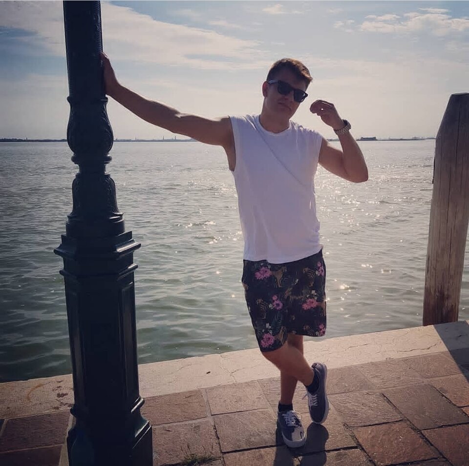 Screenshot_20210610-141000_Instagram.jpg - Alan159