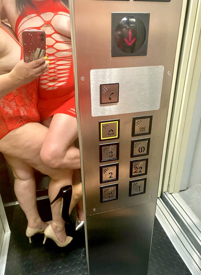 E926F7D9-01D8-4A53-BCE9-197C7C29E25B.jpeg - Music100