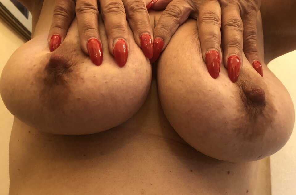 Agnesss - agnesss24