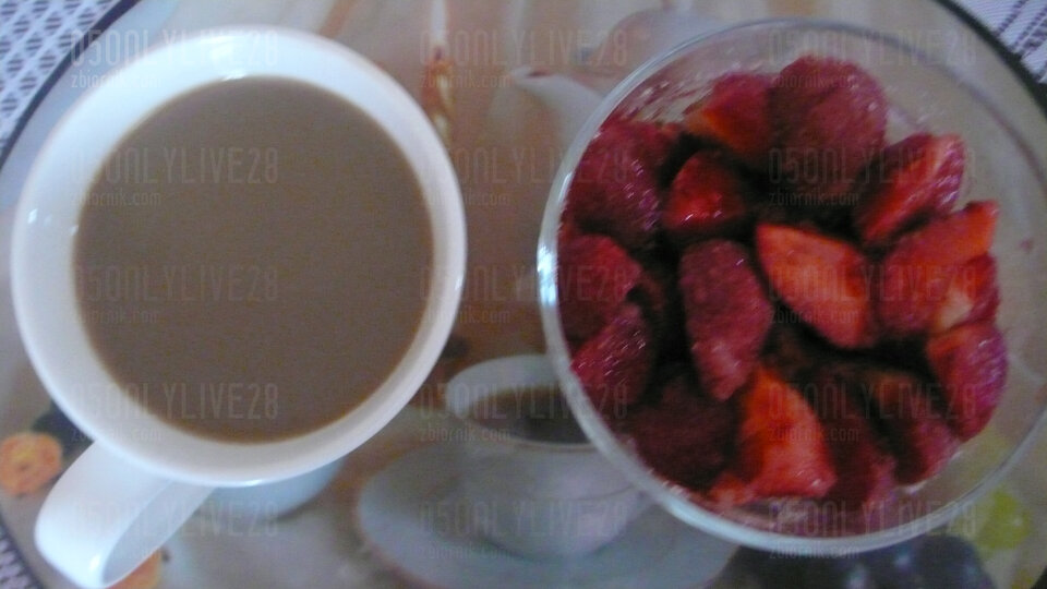 P1120780.JPG - 05oNlYlivE28