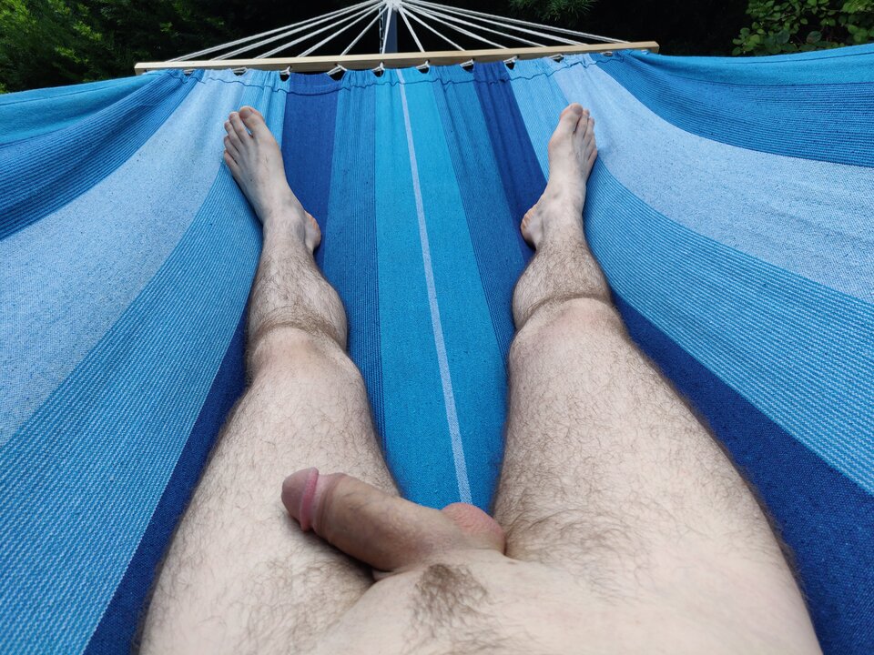 Czego lub kogo tu brakuje ? :) - Black_Farfocl