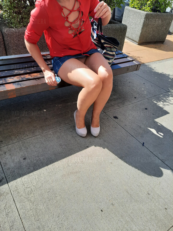 Szybkie zakupy w drodze z pracy - parapanamera