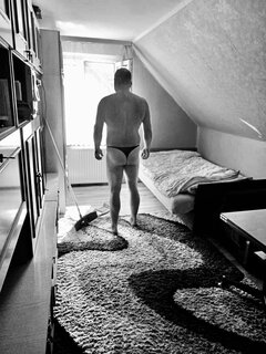 Żona prosiła żebym pomył podłogi