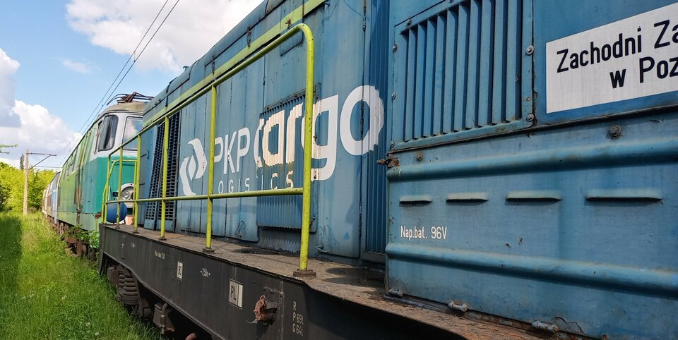 Jedzie pociąg z daleka - Maciek1182