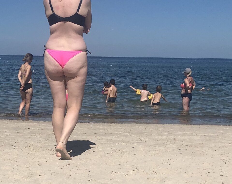 plaza.jpg - sexiass30