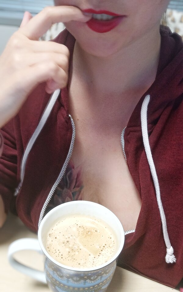 😈🌺 - Cute_Astrid