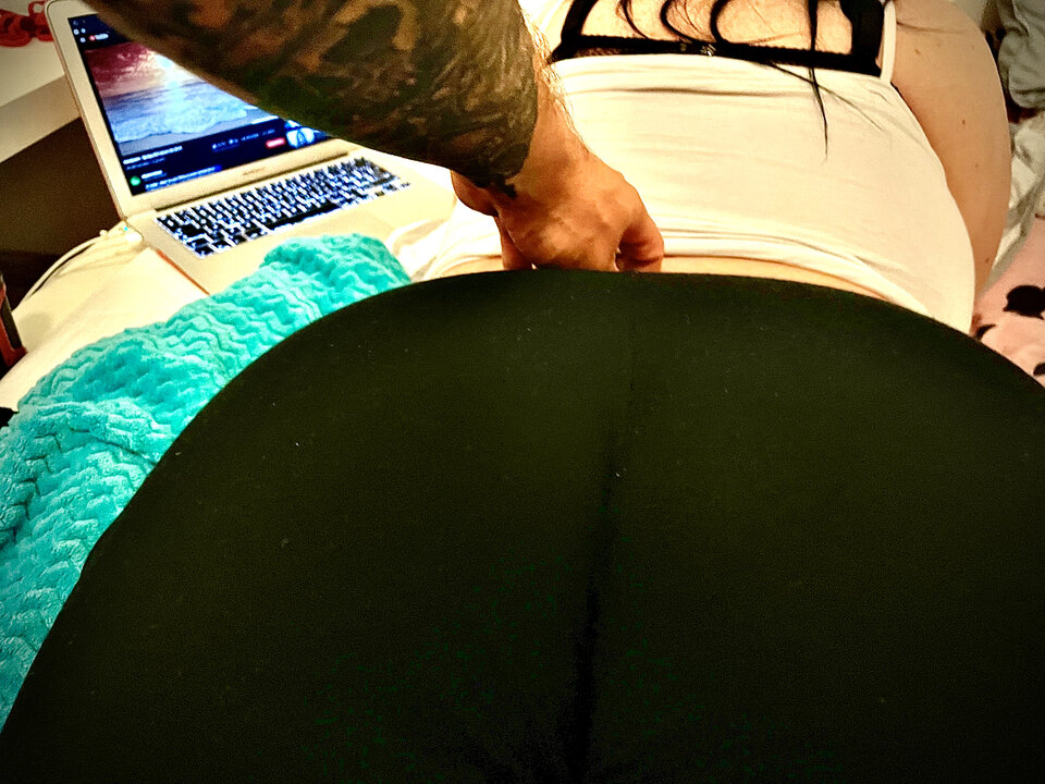 600C6AFA-F4A4-4197-8730-4E75B4BBA4C3.jpeg - followtwowhiterabbits