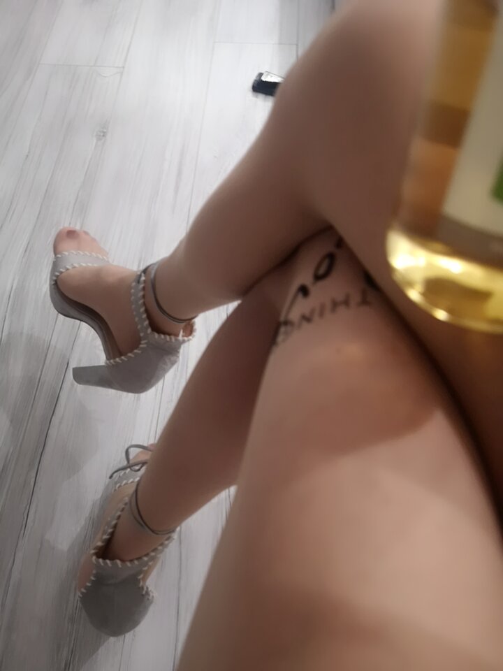 2021-08-20-23-33-51-579.jpg - Kaylafemboy