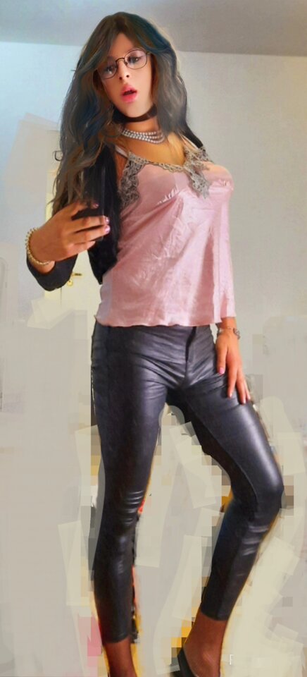 Black cat - MonikaSatyna