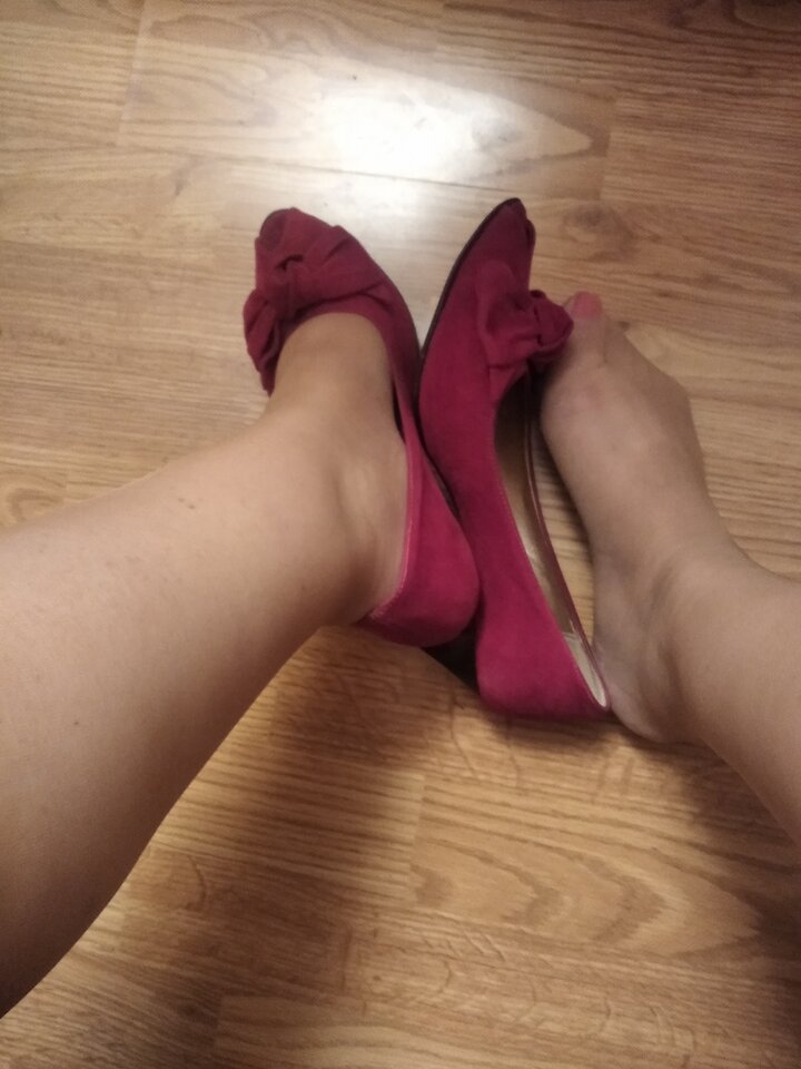 W czerwonych pantofelkach - Ajsza69