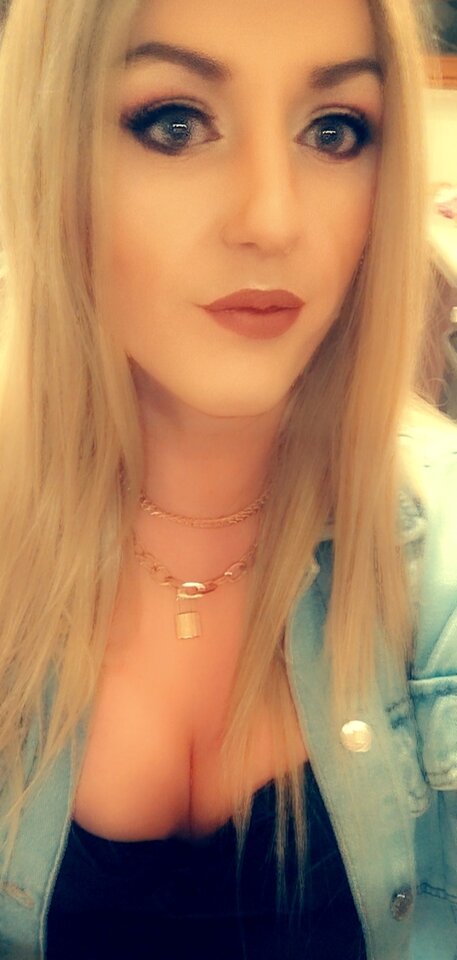 Snapchat-551080168.jpg - KarolinaShemale29