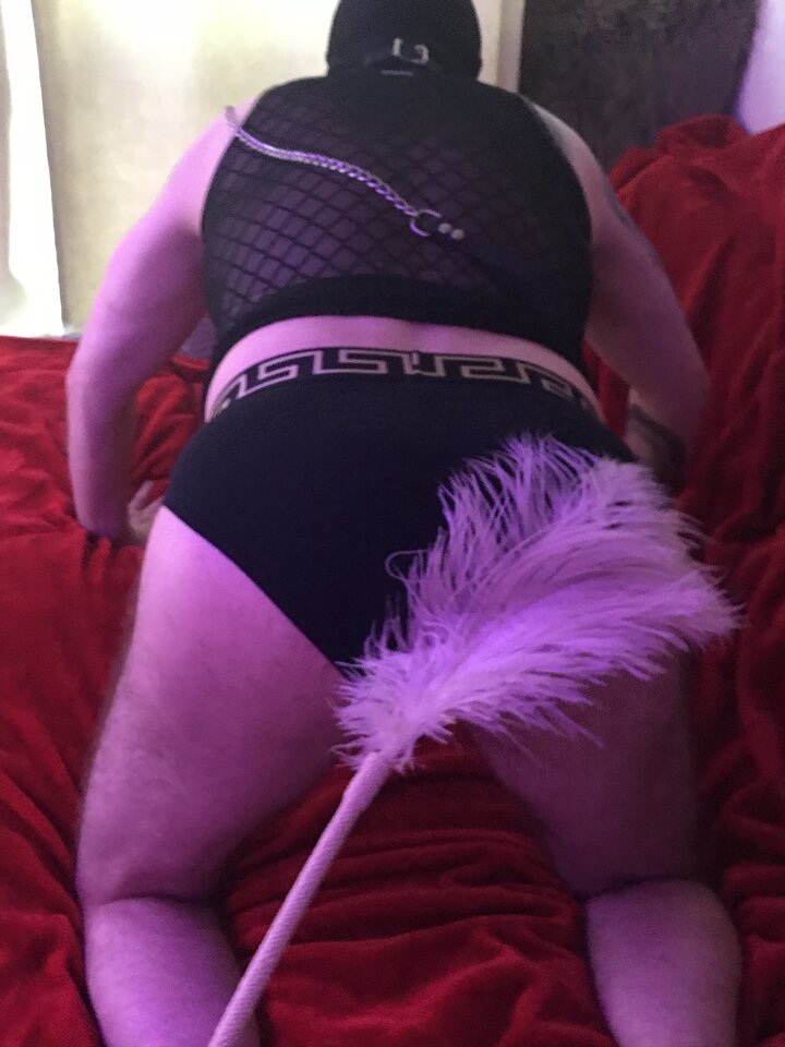 6963345C-C726-4772-8A61-241062E4E149.jpeg - PARA_40_FEMDOM