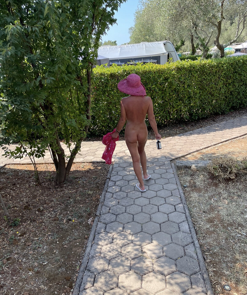 A78770A6-B586-45AF-9E2C-21D6CD97A881.jpeg - SwingersBeautyWawa