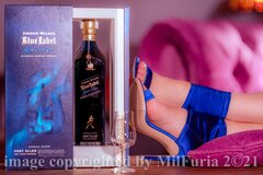 Blue ...  bo dzisiaj znów wieczór w MilFuriowym, ulubionym kol