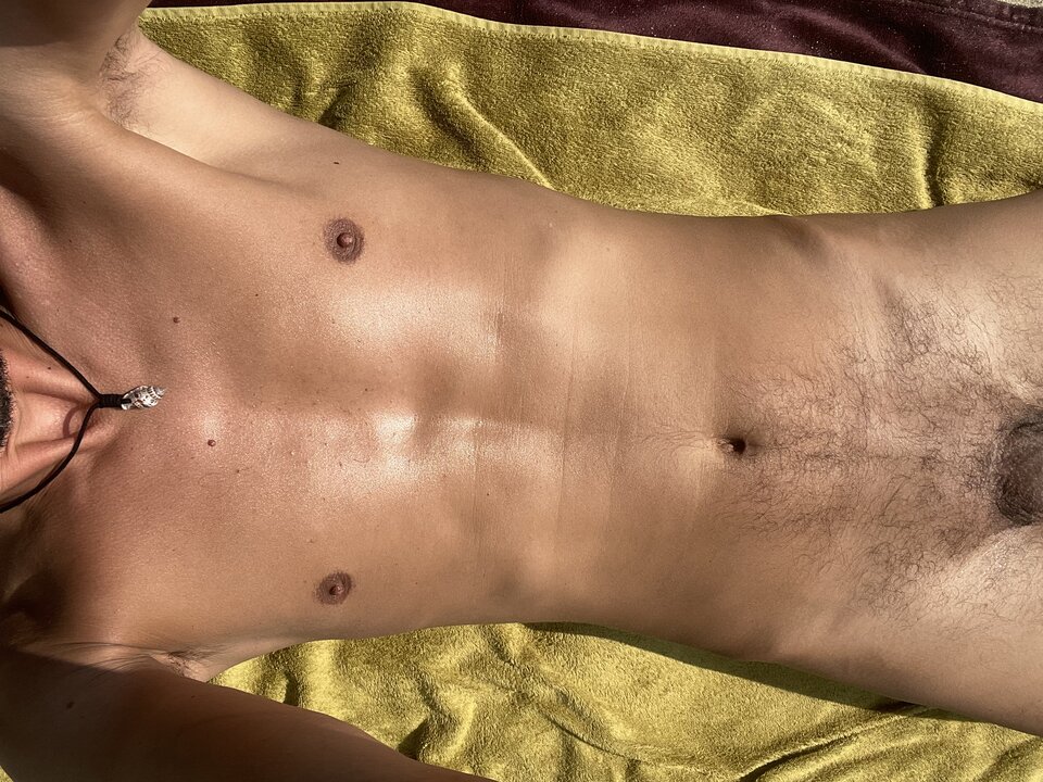 70242E81-9E0C-4857-A081-D4A5C52B1BE0.jpeg - feetfreak