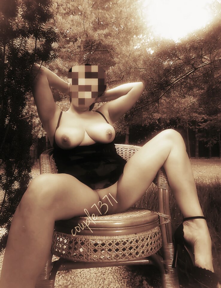 20210822_213944.jpg - couple7371