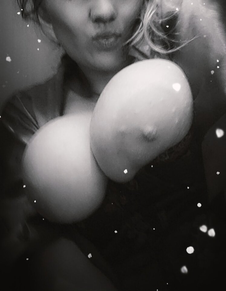 Snapchat-2019217703.jpg - CherryCokeCola