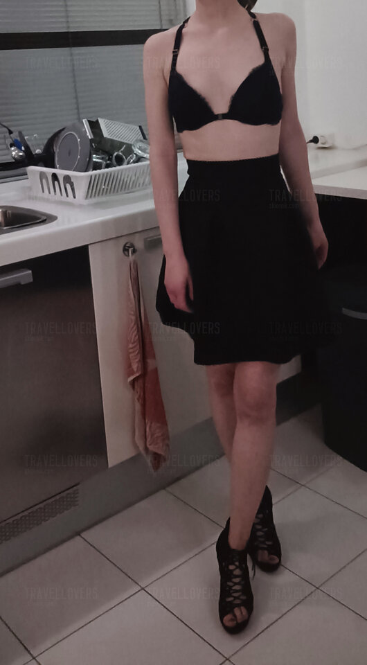 Sunia wyliże co trzeba 😈🖤👅 - TravelLovers