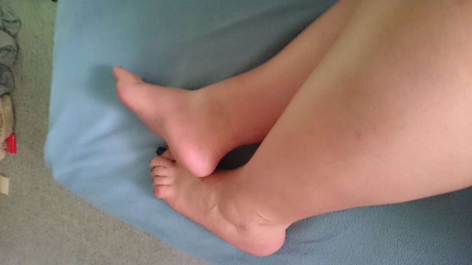 Biedne zmęczona stópki - Smieszka80