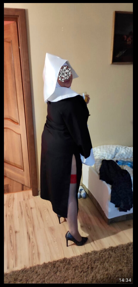 7C31DFC1-D642-42BB-B7CA-C005E686AE98.jpeg - Music100