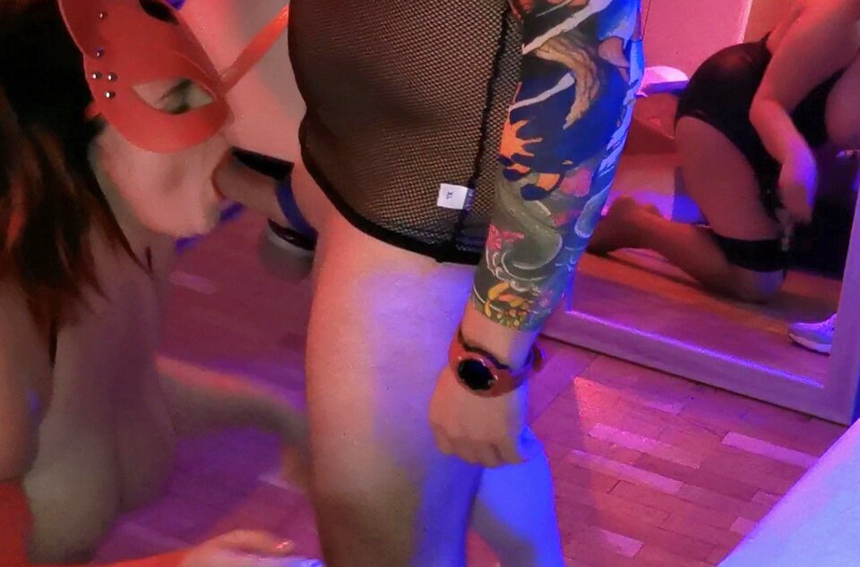 Videoframe_20211010_075832_com.huawei.himovie.overseas_edit_3244 - xDadanddaughter