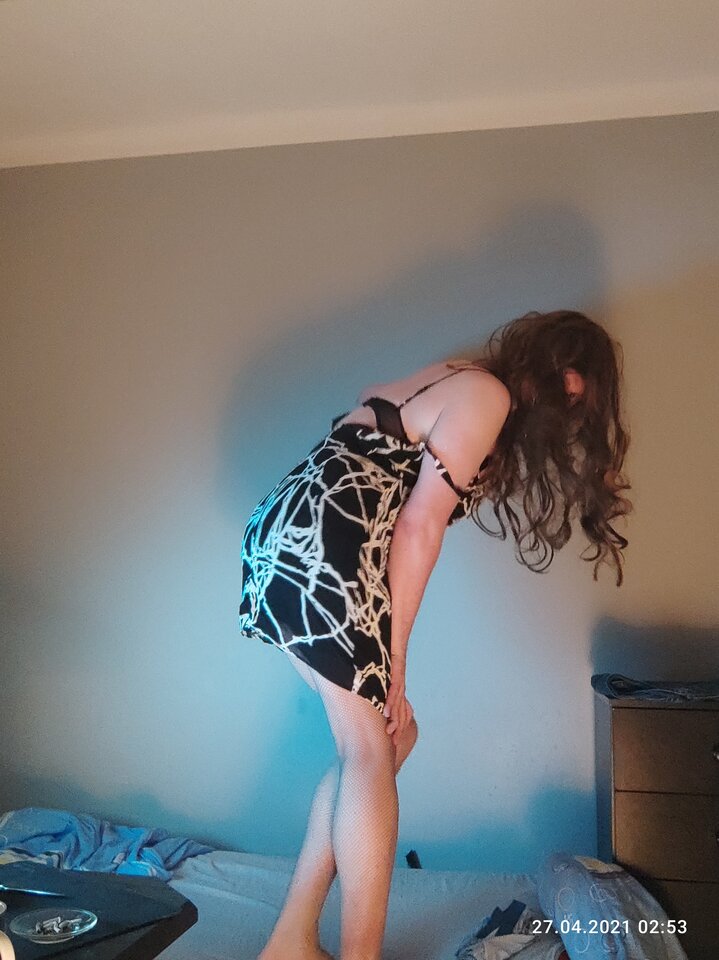 IMG_20210427_025131_TIMEBURST20.jpg - juliadada