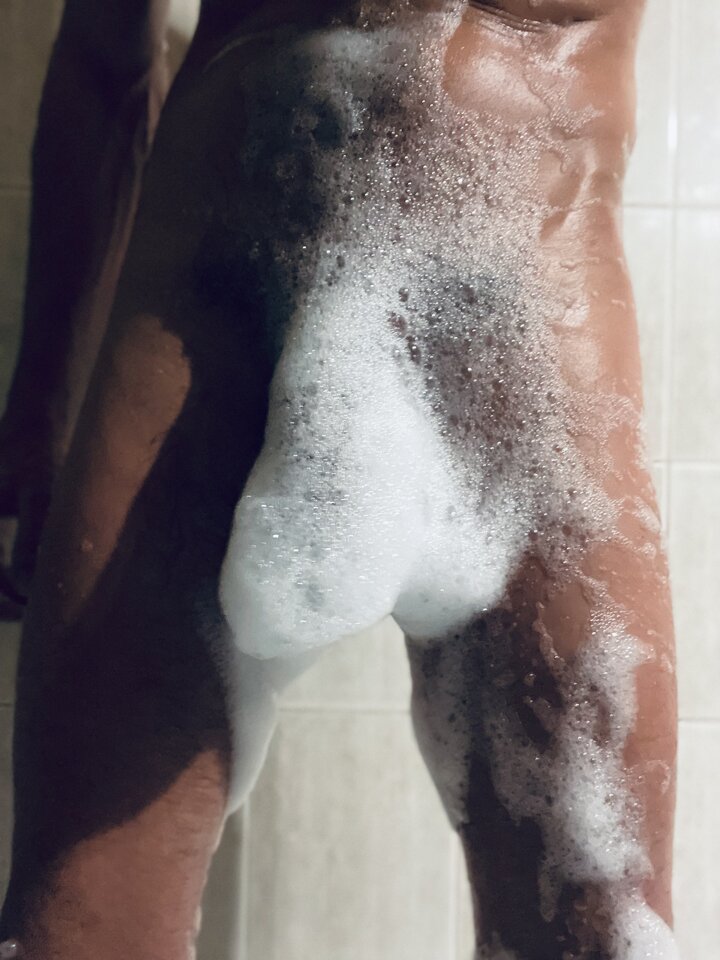 98777FCA-1961-40E7-B4C6-F1BDD6754258.jpeg - feetfreak