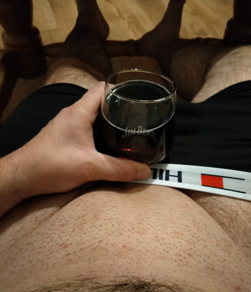 Któraś pani chętna na drinka ??? - luis2285