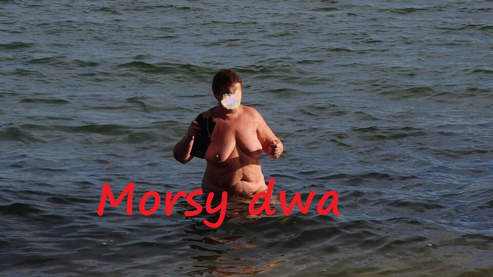 Kąpiel 25 10 2021 i ............. - Morsy_dwa
