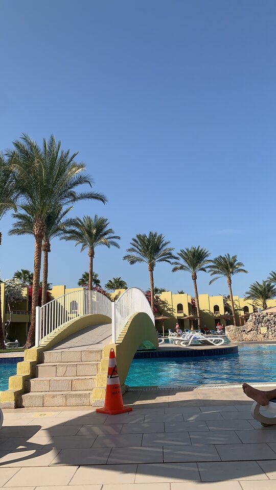 ACE1D0BB-0A13-4E9B-BE68-950FBA266E70.jpeg - nrw670n