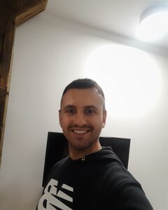 FaceApp_1624229910133.jpg