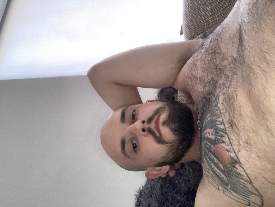 589EE9C5-2A90-47C8-8A8E-98019DE32686.jpeg - Skiffffff