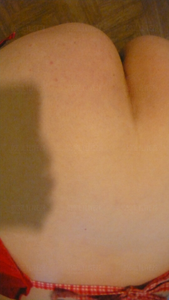 026.JPG - 05oNlYlivE28