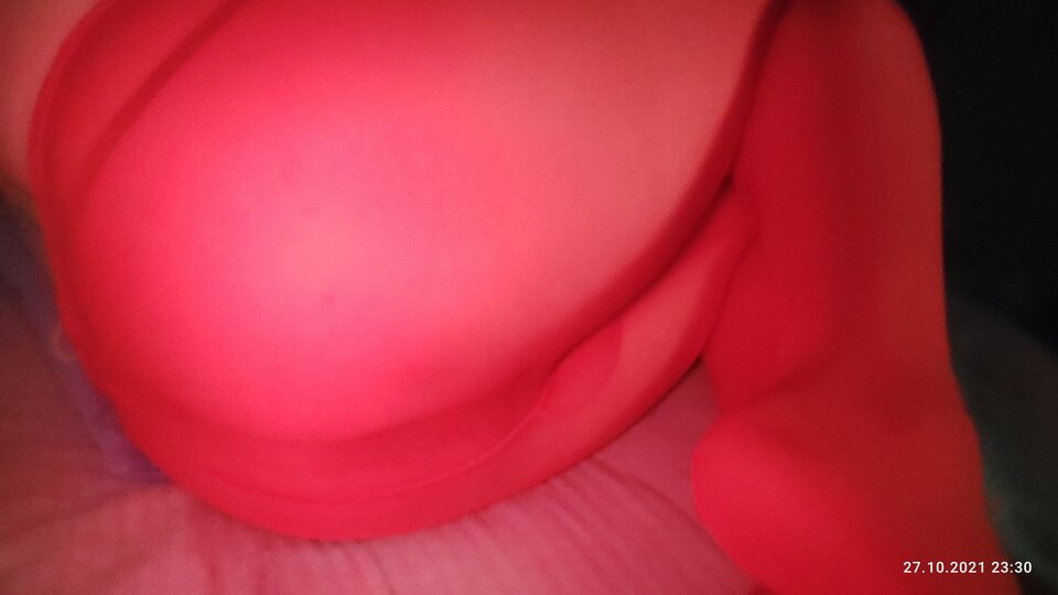 IMG_20211027_233003_TIMEBURST4.jpg - juliadada